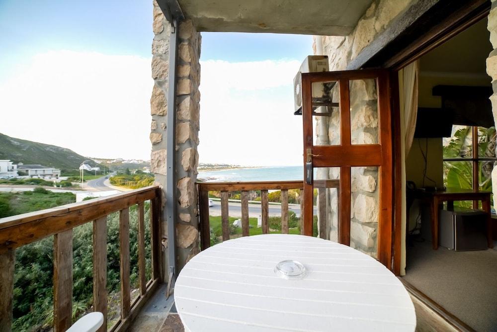 Agulhas Country Lodge Экстерьер фото